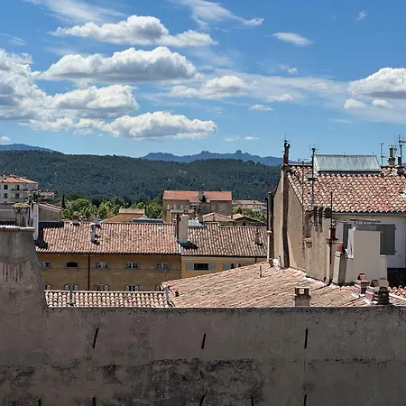 2 Pieces Climatise En Duplex Avec Terrasse